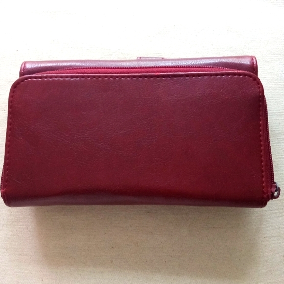 Wallet - Picture 2 of 9